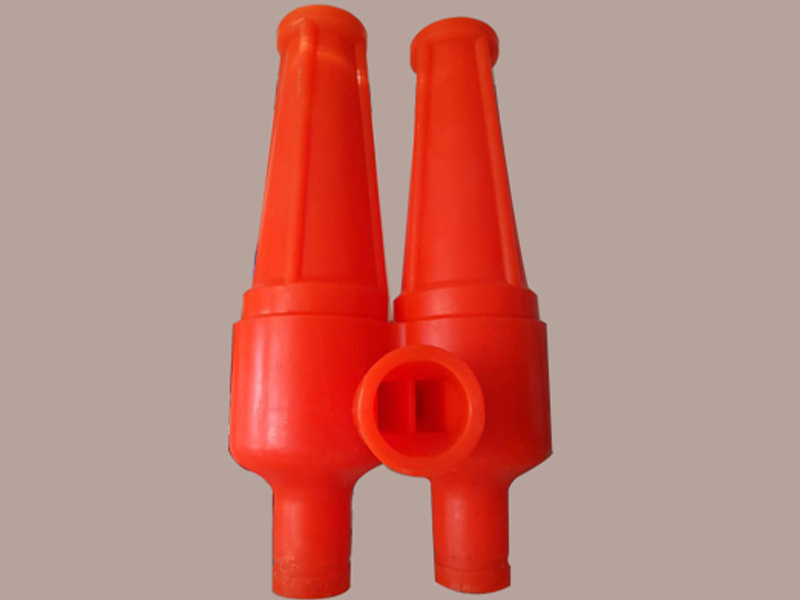 Cyclone for oil