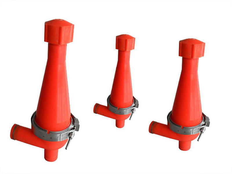 Cyclone for oil